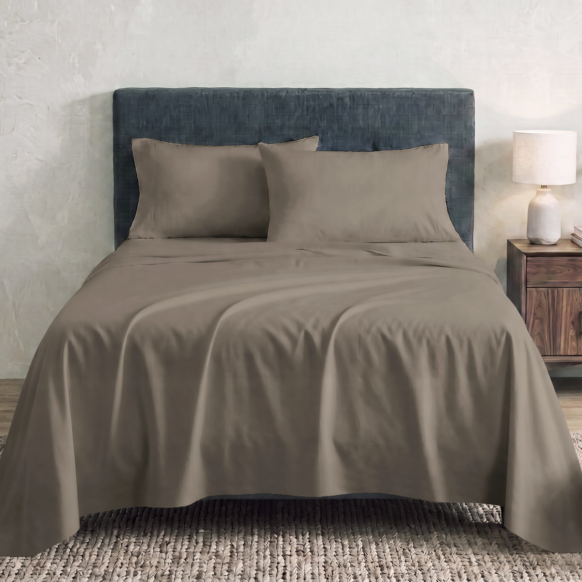 Sofia Home Textiles Bedsheets - full set contents of Sofia Single Plain Bedsheet Set 3 Pieces (180 × 240 cm) in Camel - مفروشات صوفيا - ملايات - محتويات طقم ملاية صوفيا سادة سنجل  3 قطع (180 × 240 سم) باللون جملي