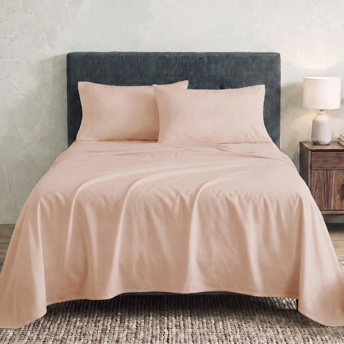 Sofia Home Textiles Bedsheets - full set contents of Sofia Single Plain Bedsheet Set 3 Pieces (180 × 240 cm) in Salmon - مفروشات صوفيا - ملايات - محتويات طقم ملاية صوفيا سادة سنجل  3 قطع (180 × 240 سم) باللون سالمون