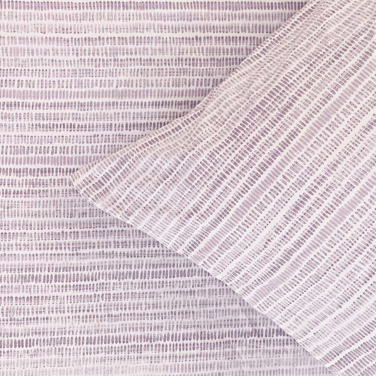 Sofia Home Textiles Printed Bedsheets - pattern details of Sofia Lines printed double bedsheet set in Purple - مفروشات صوفيا - ملايات مطبوعة - تفاصيل نقشة طقم ملاية صوفيا خطوط دبل باللون بنفسجي