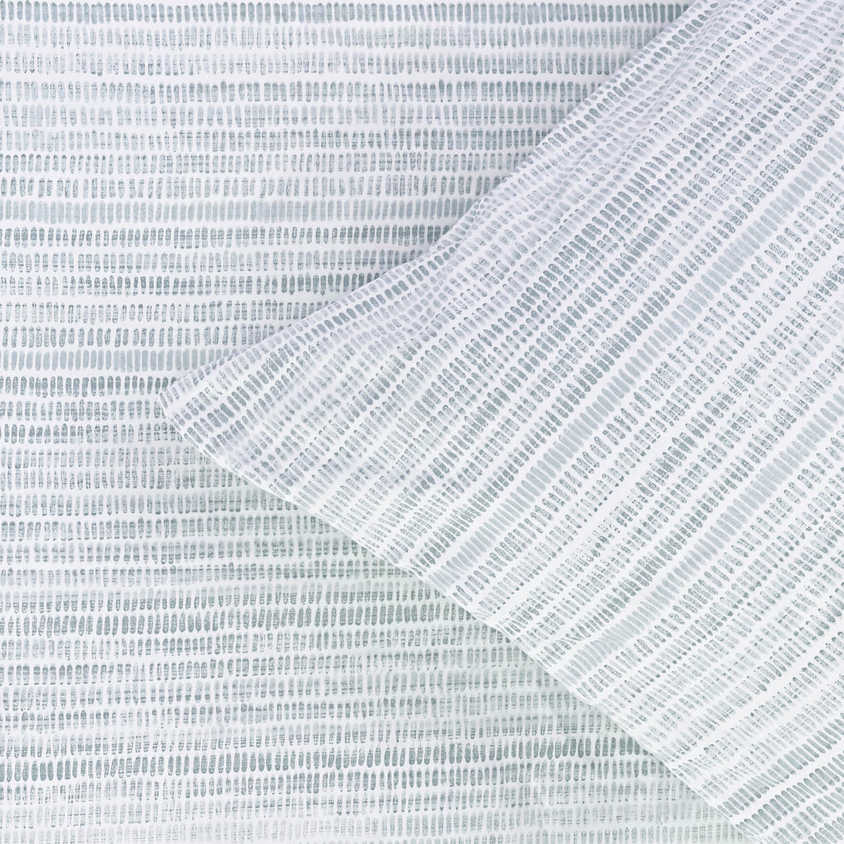 Sofia Home Textiles Printed Bedsheets - pattern details of Sofia Lines printed double bedsheet set in Mint - مفروشات صوفيا - ملايات مطبوعة - تفاصيل نقشة طقم ملاية صوفيا خطوط دبل باللون مينت