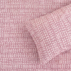 Sofia Home Textiles Printed Bedsheets - pattern details of Sofia Small Checks printed double bedsheet set in Rose - مفروشات صوفيا - ملايات مطبوعة - تفاصيل نقشة طقم ملاية صوفيا مربعات صغيرة دبل باللون وردي