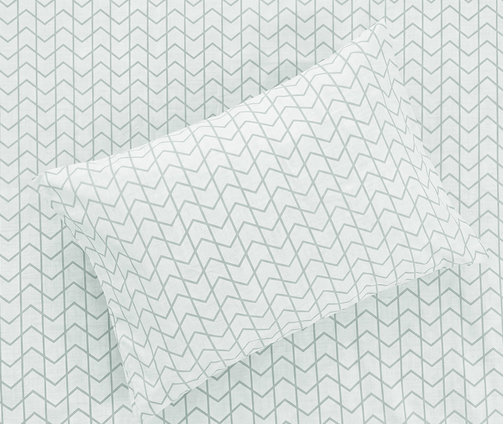 Sofia Home Textiles Printed Bedsheets - pattern details of Sofia Large Zigzag printed double bedsheet set in Mint - مفروشات صوفيا - ملايات مطبوعة - تفاصيل نقشة طقم ملاية صوفيا زجزاج كبير دبل باللون مينت