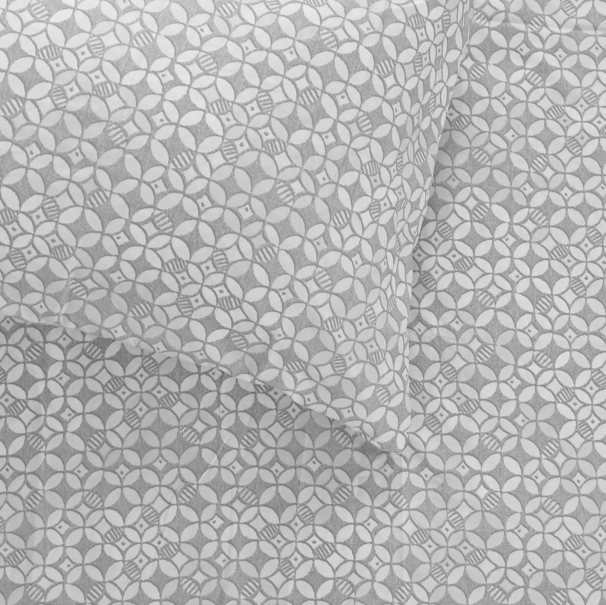 Sofia Home Textiles Printed Bedsheets - pattern details of Sofia Geometric Flowers printed double bedsheet set in Dark Grey - مفروشات صوفيا - ملايات مطبوعة - تفاصيل نقشة طقم ملاية صوفيا ورد هندسي دبل باللون رمادي غامق