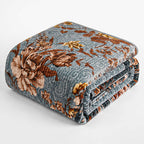 Sofia Home Textiles Blankets - Sofia Zumurruda 2-Ply Double Blanket (240 × 220 cm) Large Flowers in Turquoise folded on a white background - مفروشات صوفيا - بطاطين - بطانية صوفيا زمردة دبل طبقتين (240 × 220 سم) ورد كبير باللون تركواز مطوية على خلفية بيضاء