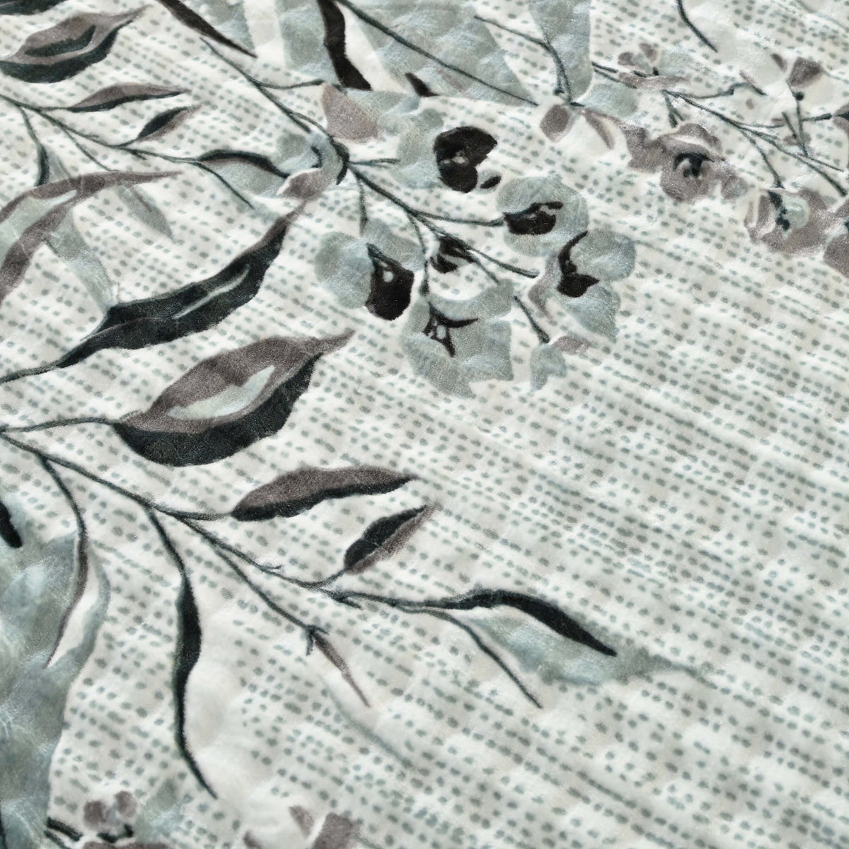 Sofia Home Textiles Blankets - Sofia Zumurruda 2-Ply Double Blanket (240 × 220 cm) Floral Leaves in Mint pattern details - مفروشات صوفيا - بطاطين - تفاصيل نقشة بطانية صوفيا زمردة دبل طبقتين (240 × 220 سم) ورد وورق شجر باللون مينت
