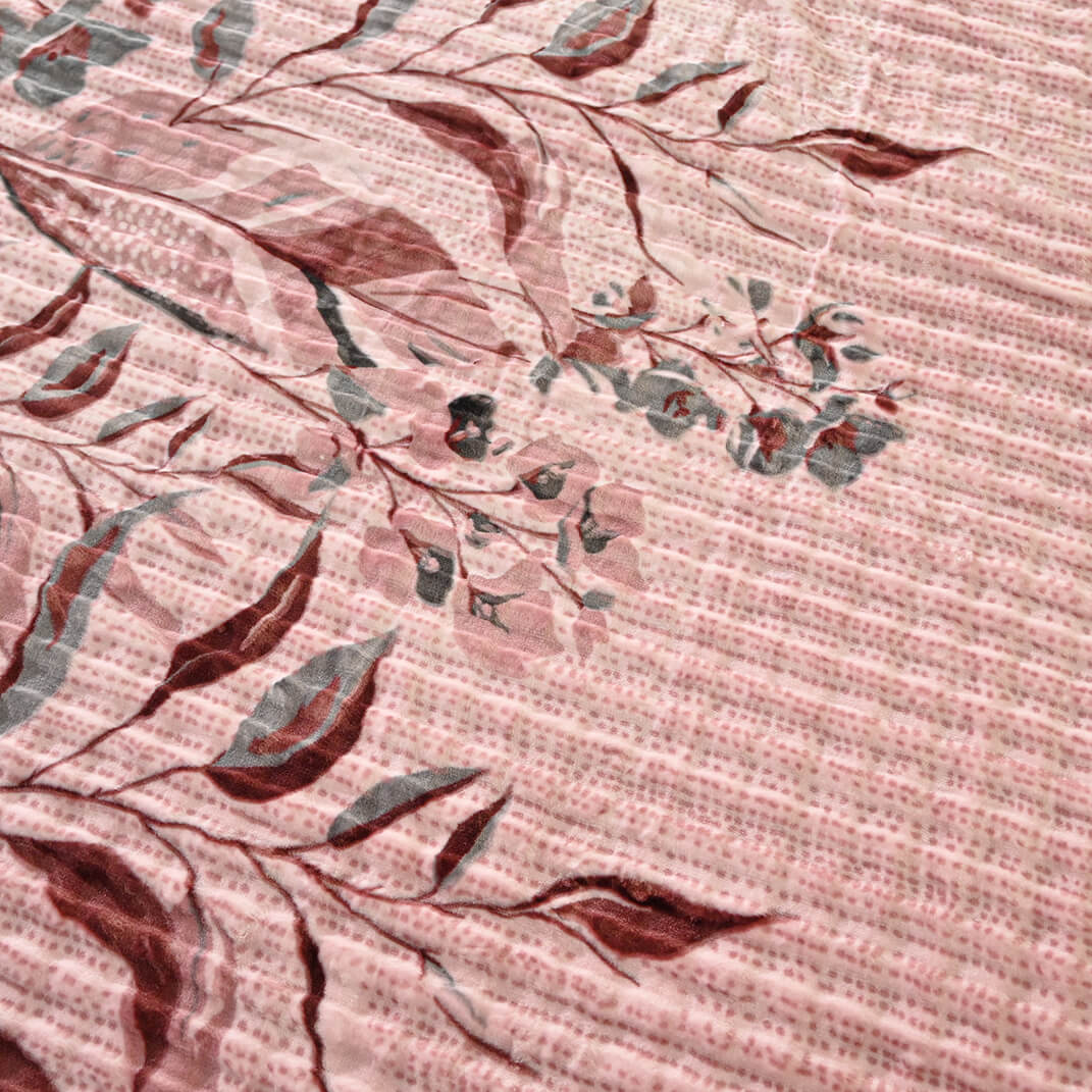 Sofia Home Textiles Blankets - Sofia Zumurruda 2-Ply Double Blanket (240 × 220 cm) Floral Leaves in Pink pattern details - مفروشات صوفيا - بطاطين - تفاصيل نقشة بطانية صوفيا زمردة دبل طبقتين (240 × 220 سم) ورد وورق شجر باللون وردي
